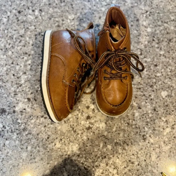 GAP l Kid’s Boot l COGNAC l Boy’s Size 11 - Picture 6 of 13